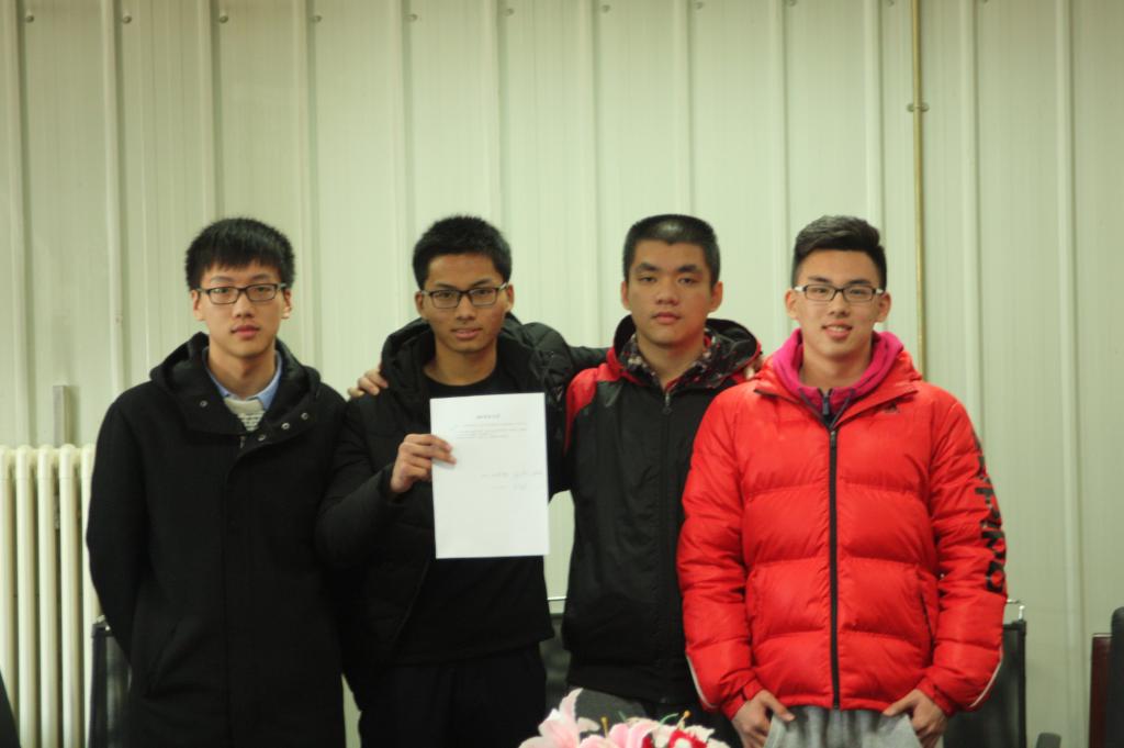 726宿舍公约签订合影